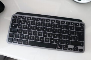 Profile With Lighting - Logitech MX Keys Mini For Mac